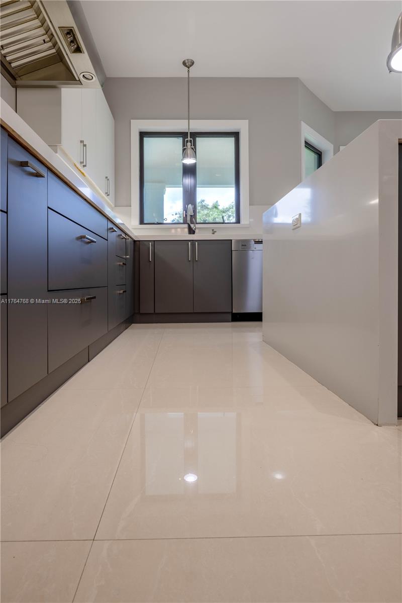CORAL HILL - Residential