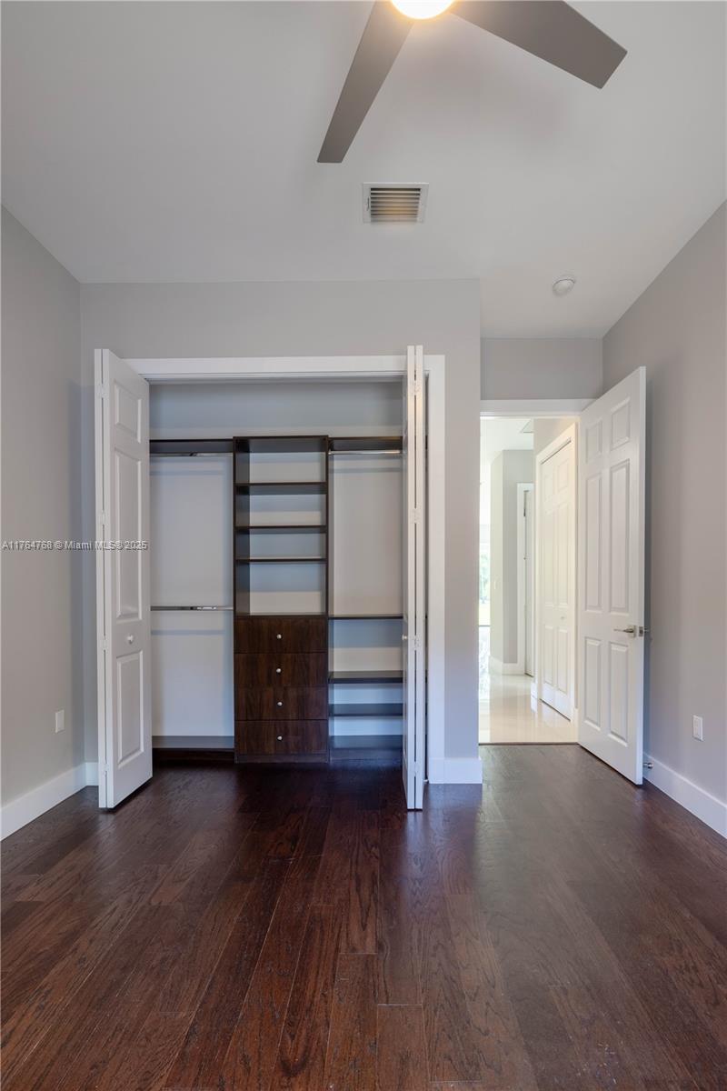 CORAL HILL - Residential