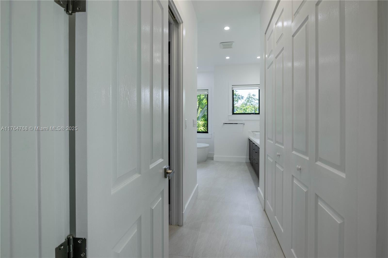 CORAL HILL - Residential