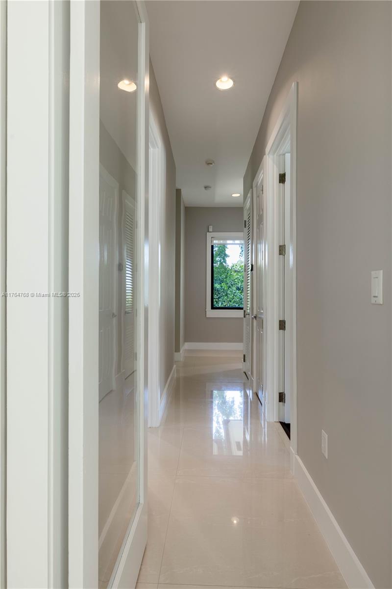 CORAL HILL - Residential