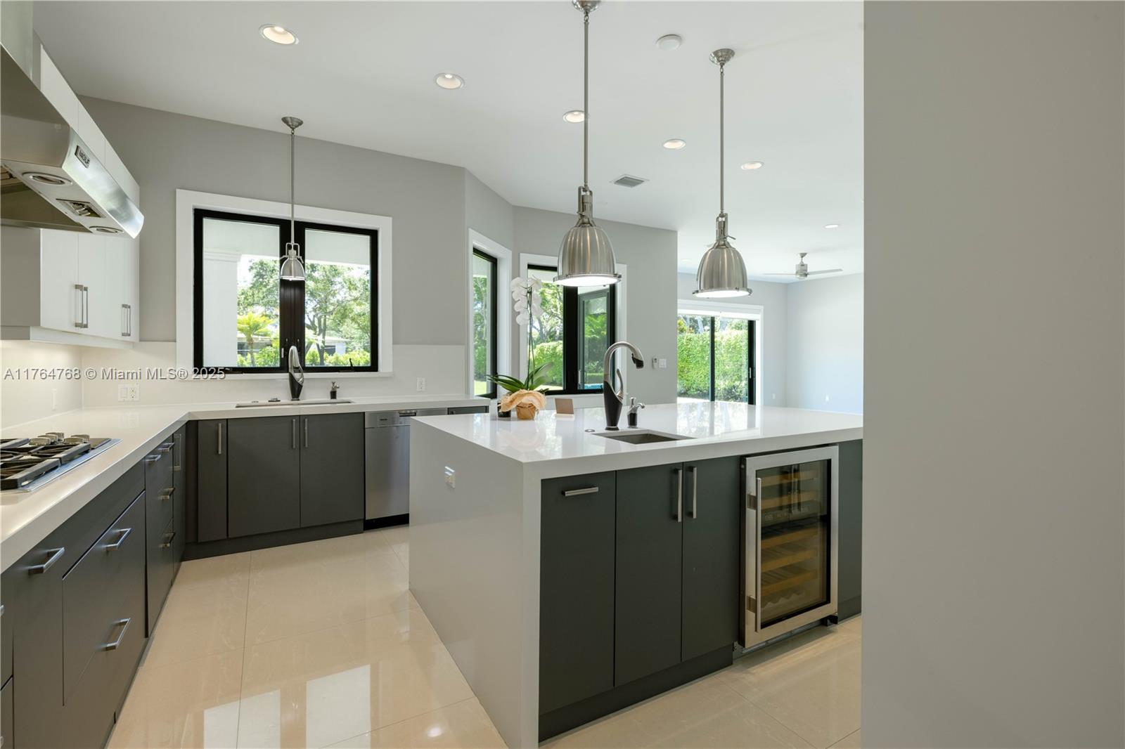 CORAL HILL - Residential