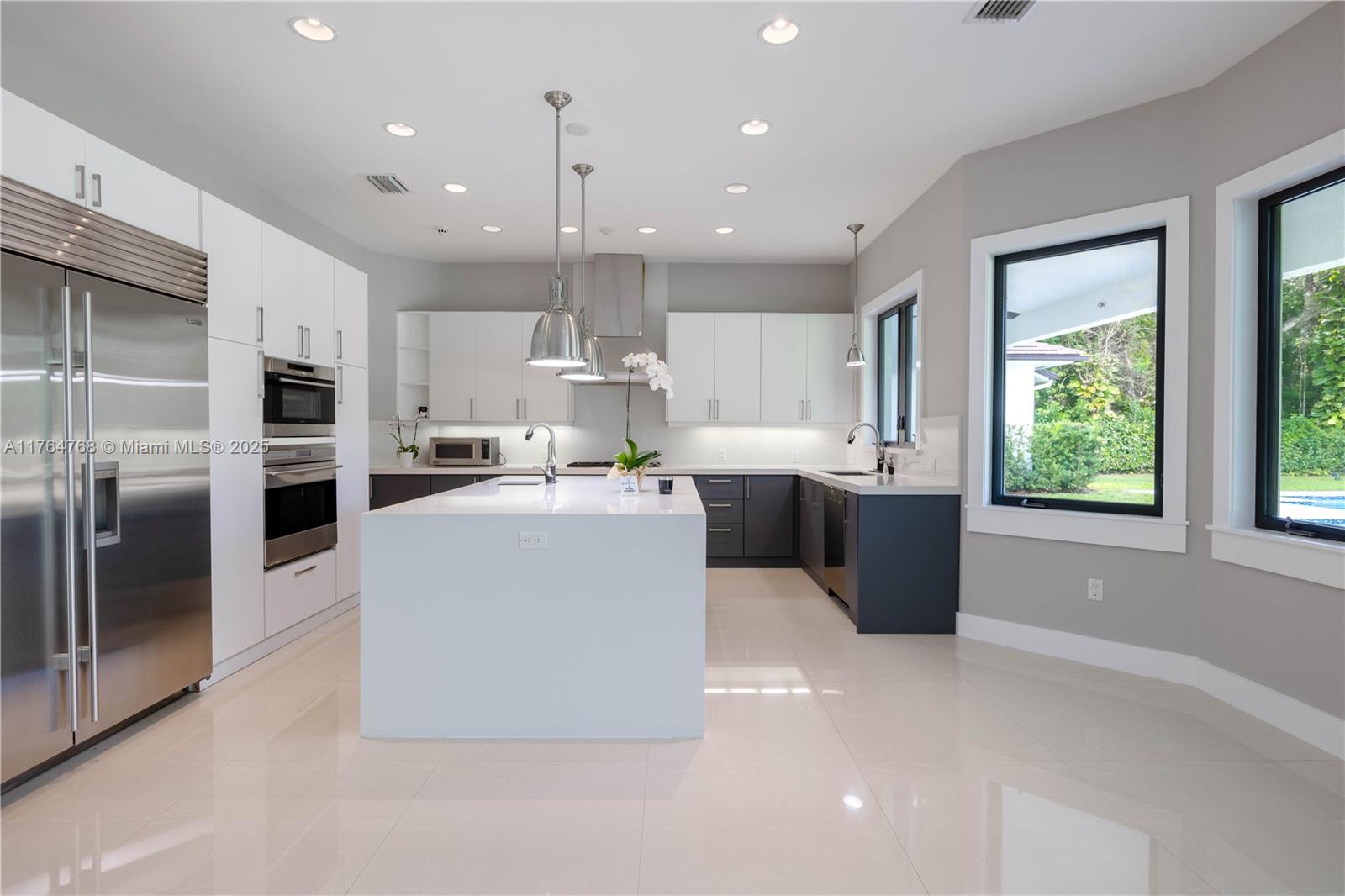 CORAL HILL - Residential