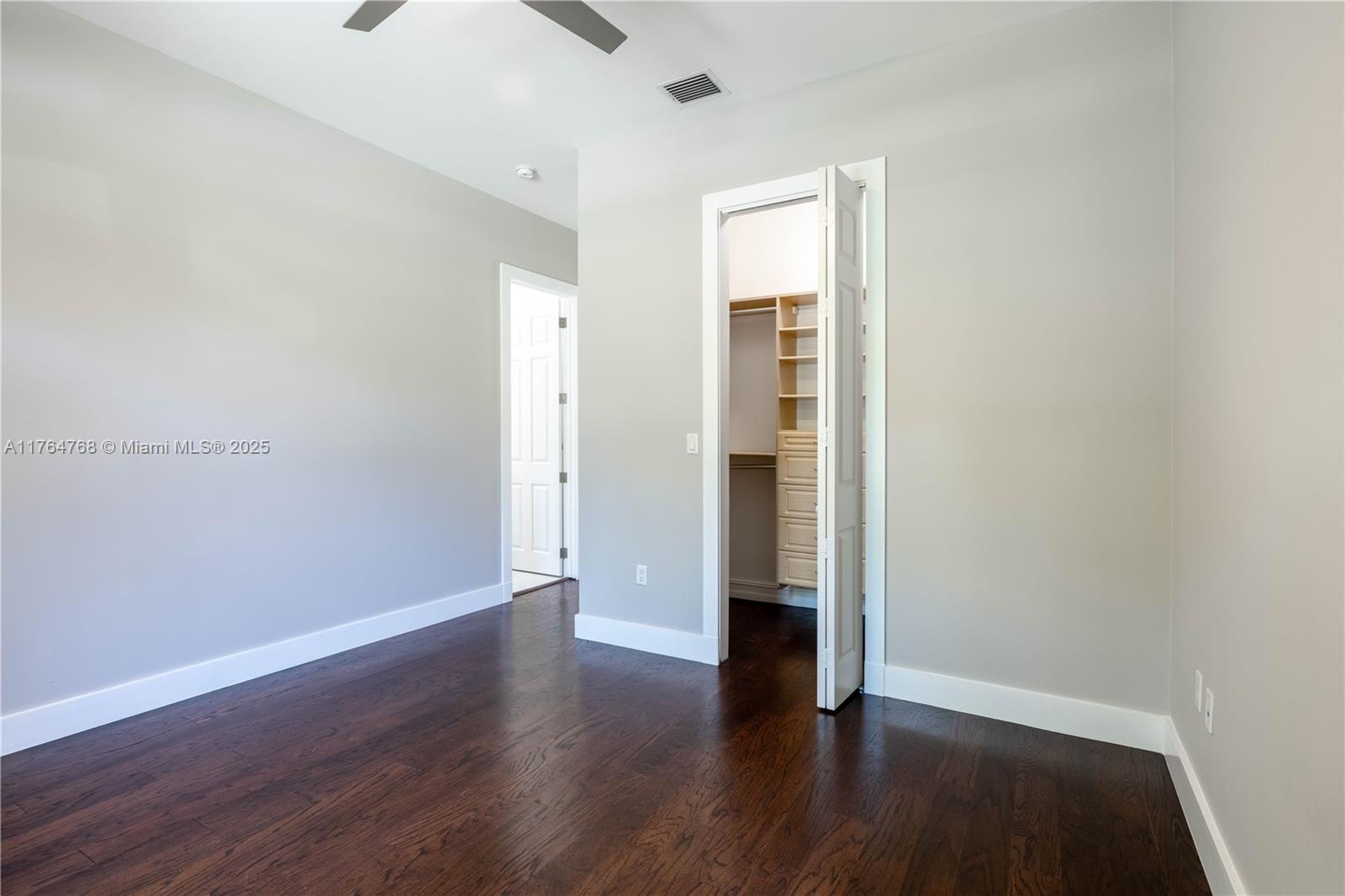 CORAL HILL - Residential