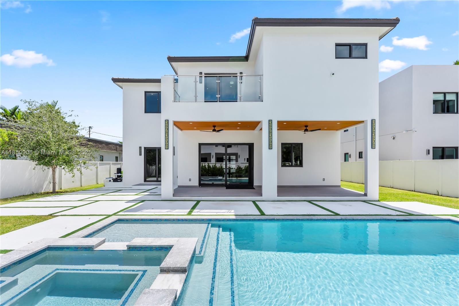 4240 SW 84th Ave