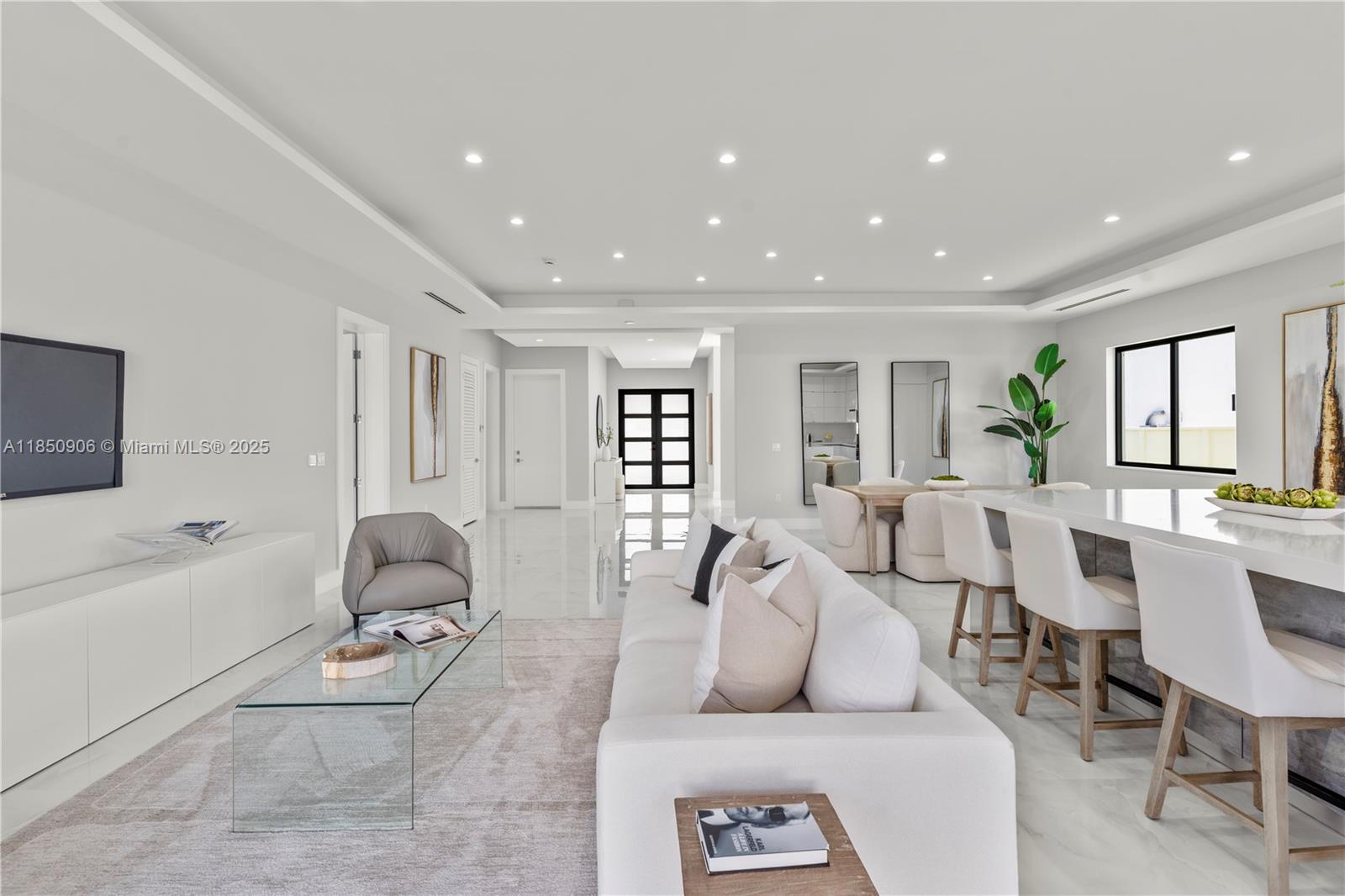 CORAL PINES - Residential