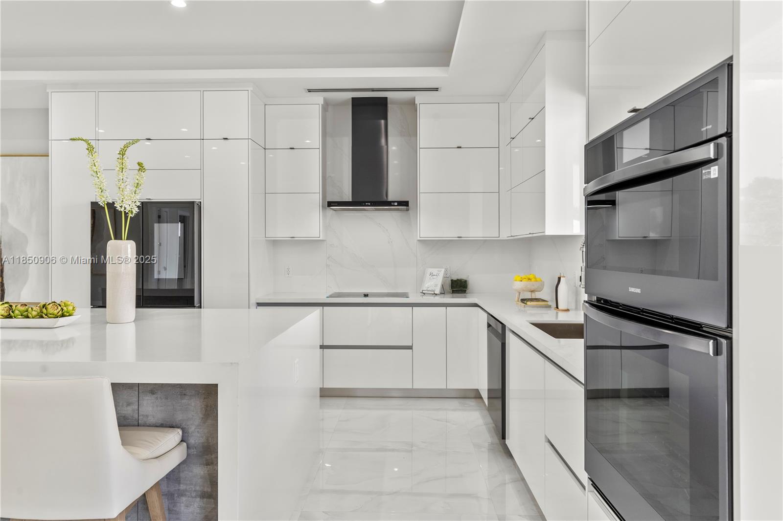 CORAL PINES - Residential