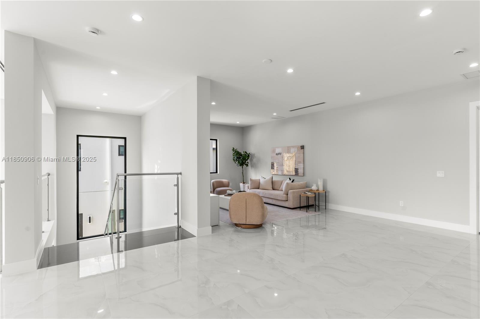 CORAL PINES - Residential