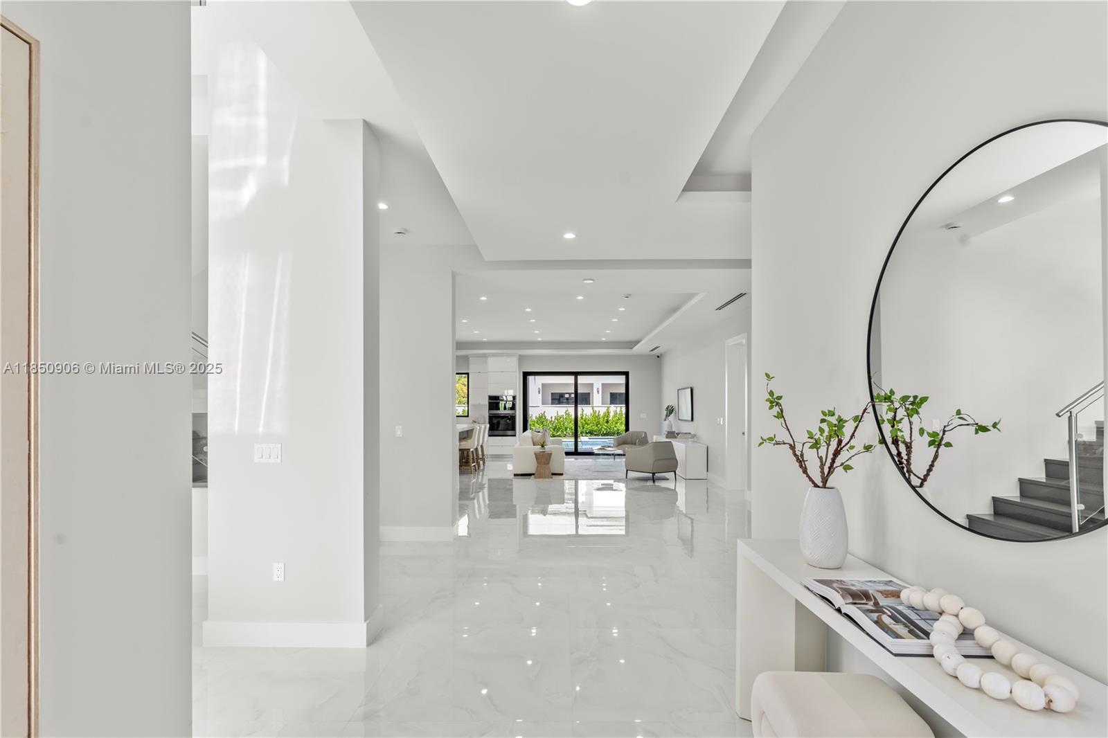 CORAL PINES - Residential