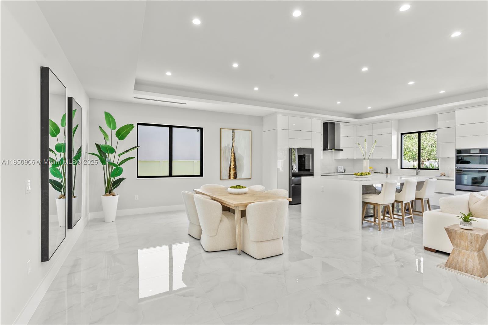 CORAL PINES - Residential