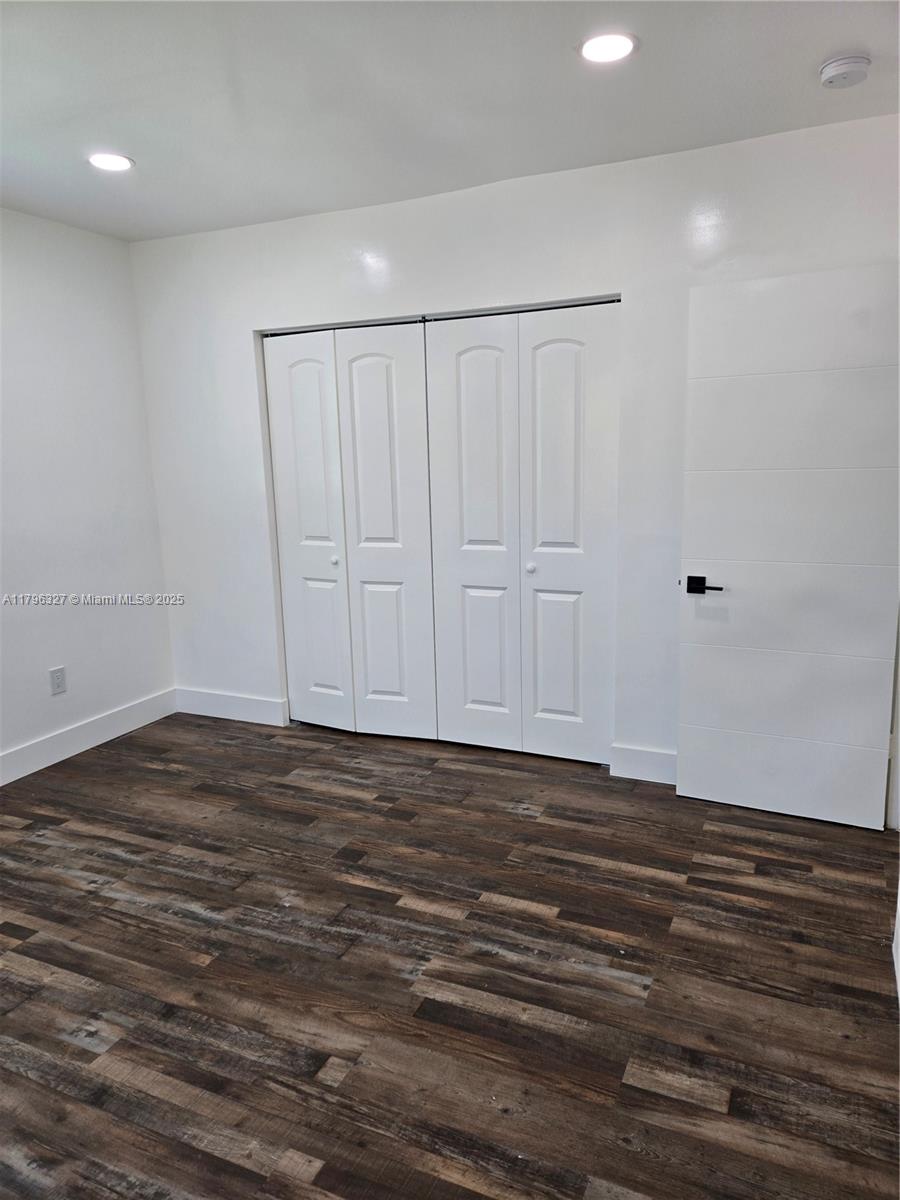 POINCIANNA MANOR SEC 4 - Residential Lease