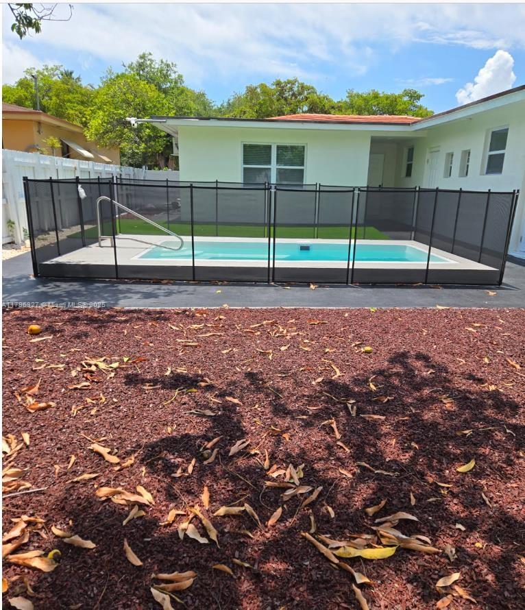 POINCIANNA MANOR SEC 4 - Residential Lease