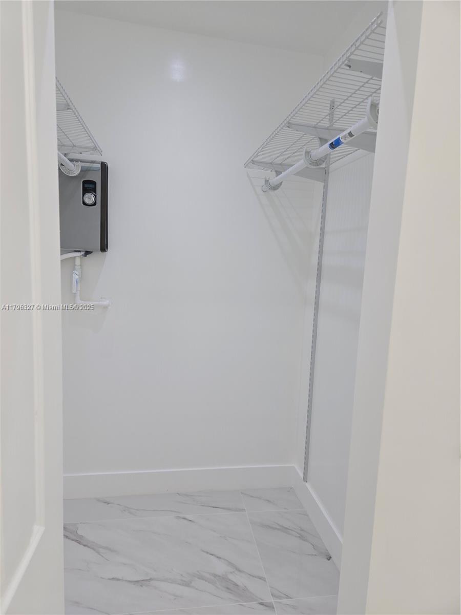 POINCIANNA MANOR SEC 4 - Residential Lease