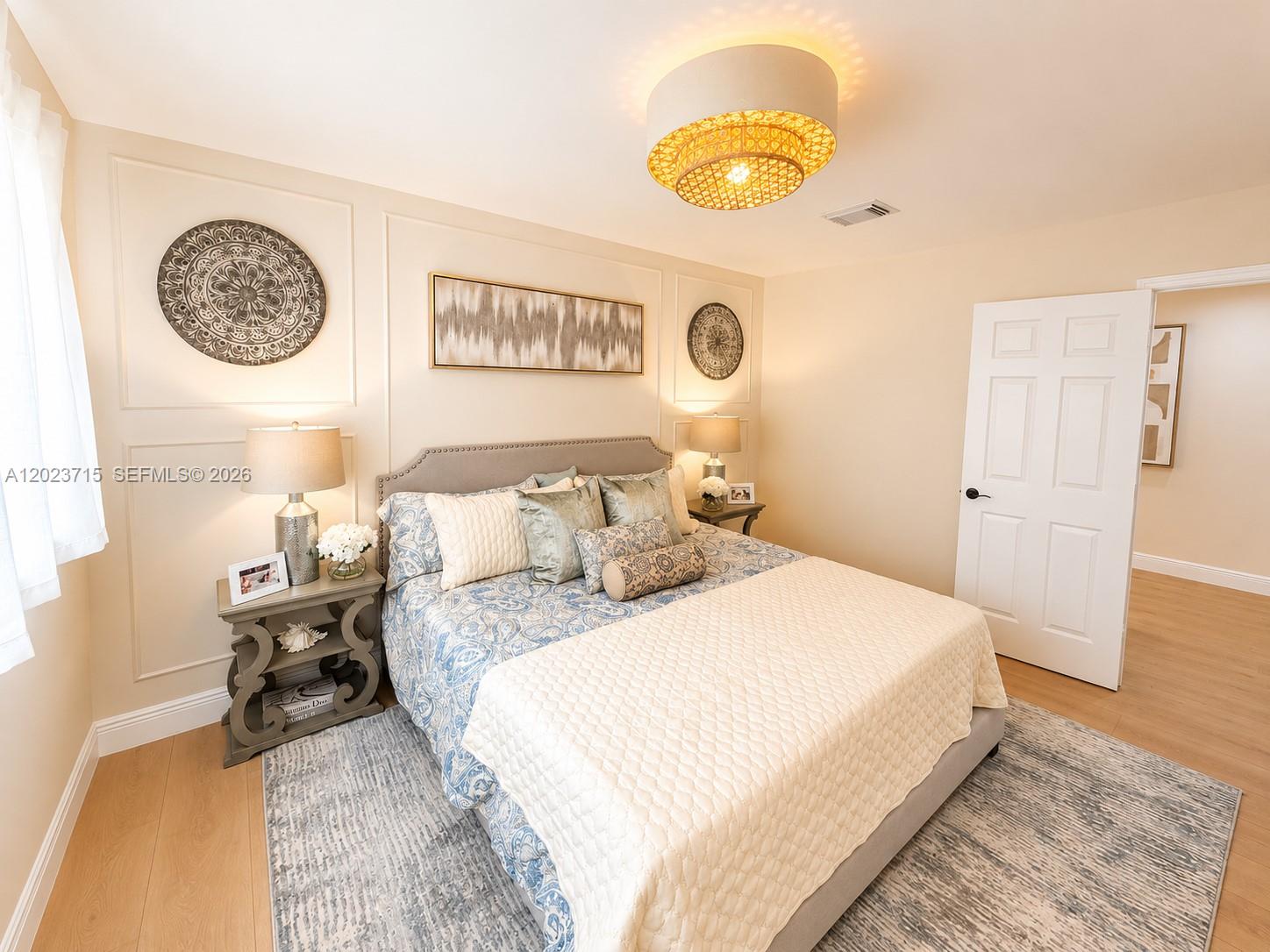 SUNNY GROVE - Residential