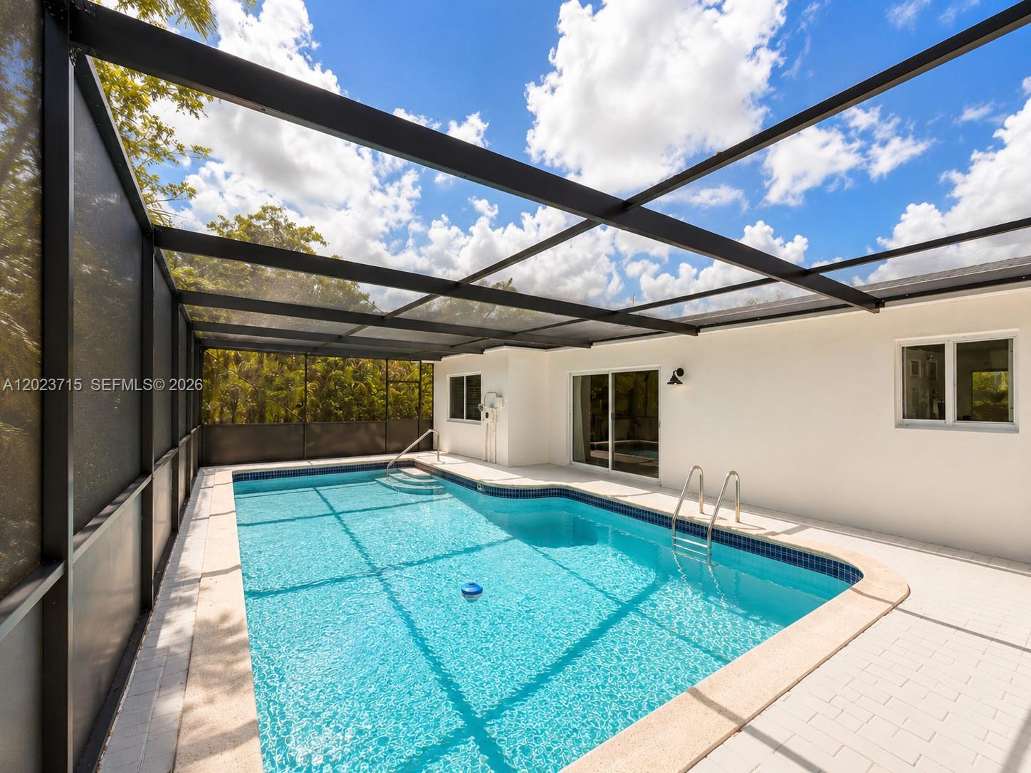 SUNNY GROVE - Residential