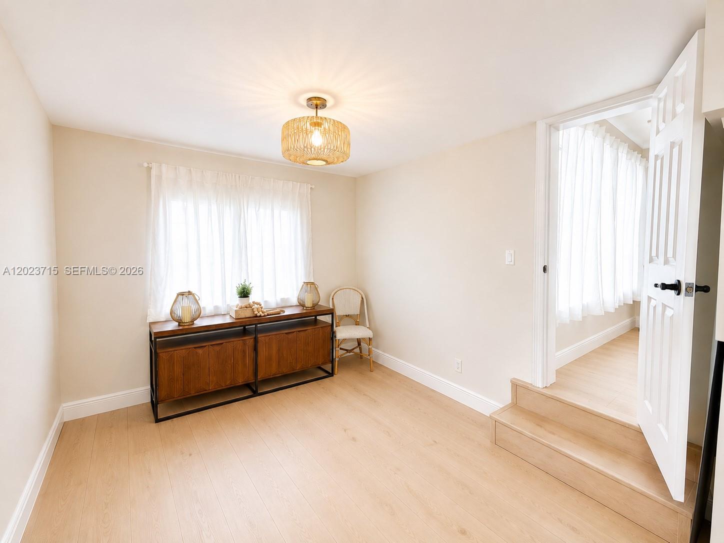 SUNNY GROVE - Residential
