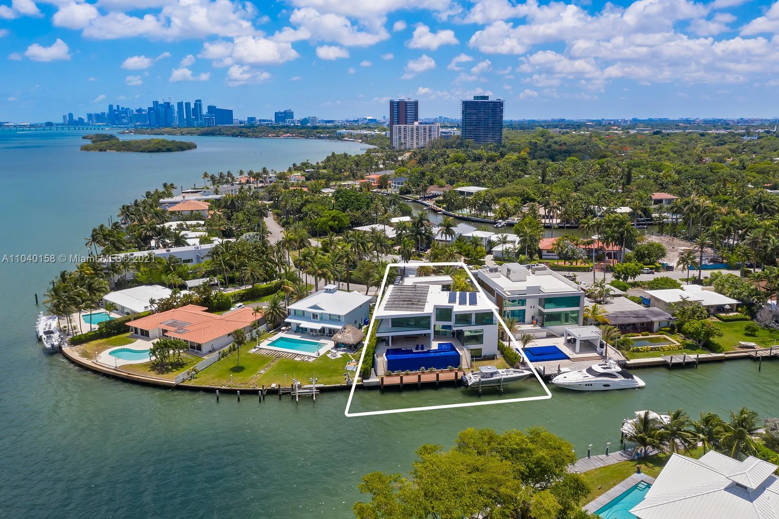 BELLE MEADE ISLAND - Residential