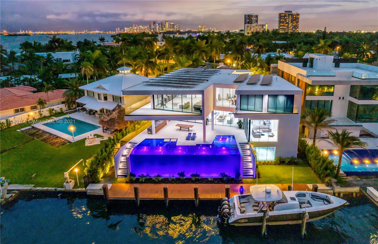 BELLE MEADE ISLAND - Residential