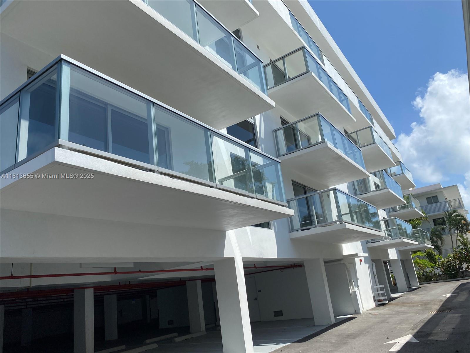 BH Bal Harbour Bldg 3 - Residential