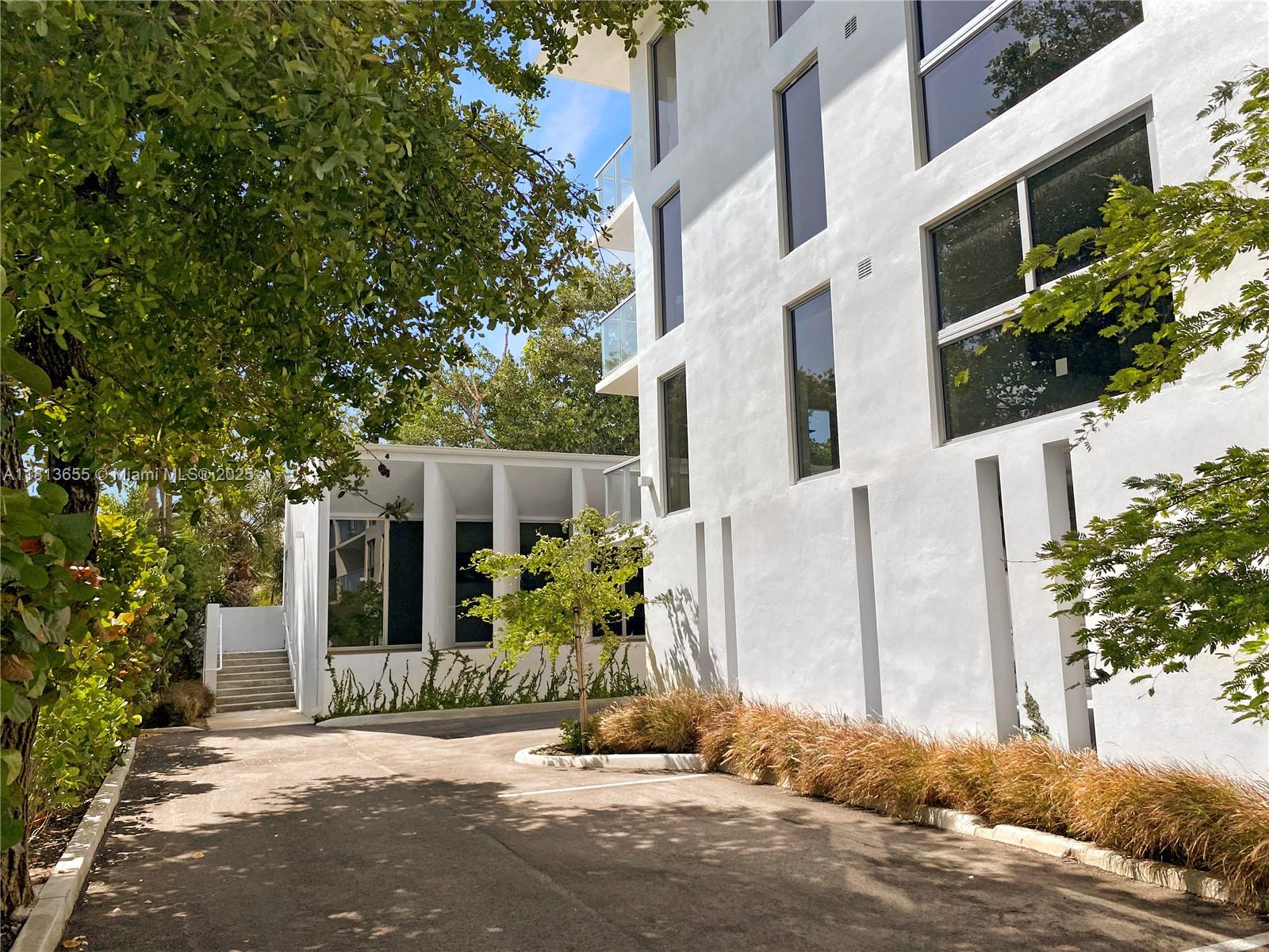 BH Bal Harbour Bldg 3 - Residential