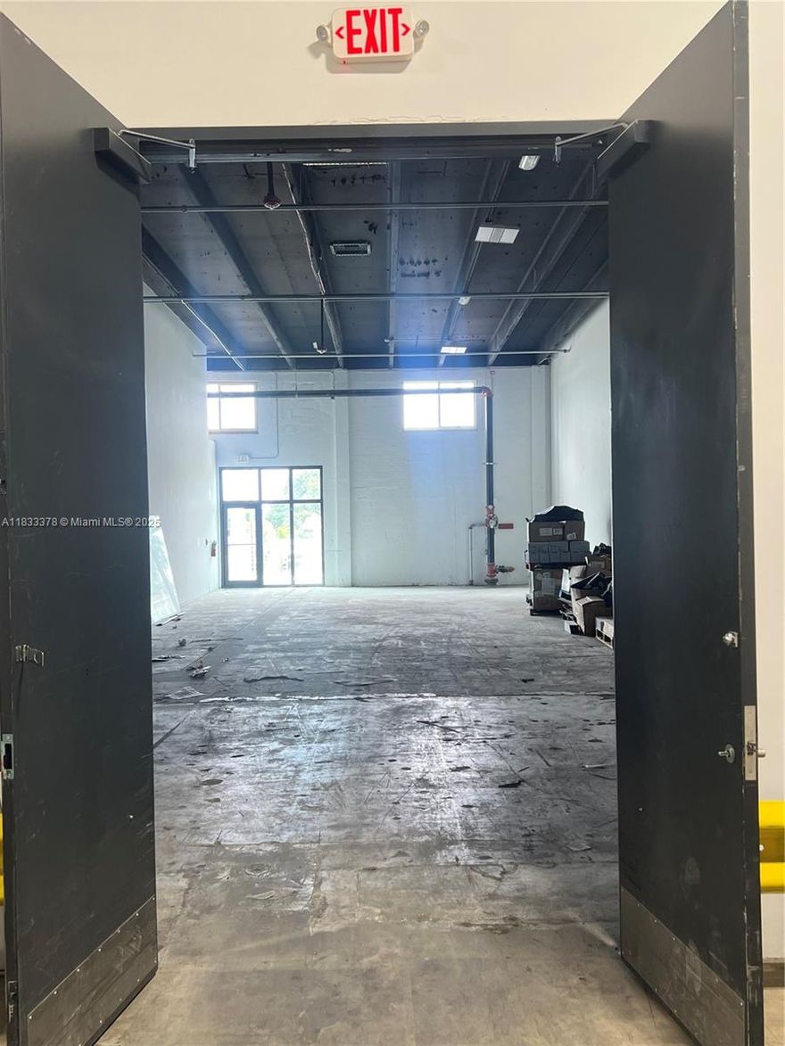 1,800 SF warehouse for lease with great street frontage, 18 ft clear height, 3-phase power, and private restrooms. Perfect for light industrial or storage use. Located just off W 8th Ave in Hialeah, with immediate access to major highways including the Palmetto Expressway (SR-826) and I-75, offering excellent connectivity throughout Miami-Dade and Broward. High visibility and convenience make this a great space for growing businesses.