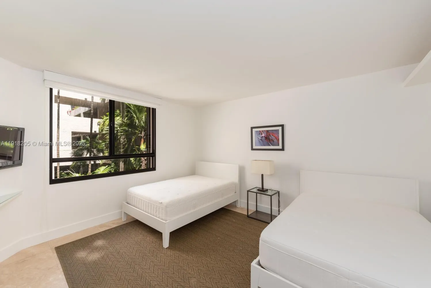 Key Biscayne, Florida 33149, United States, 2 Bedrooms Bedrooms, ,2 BathroomsBathrooms,Residential,Active,247690