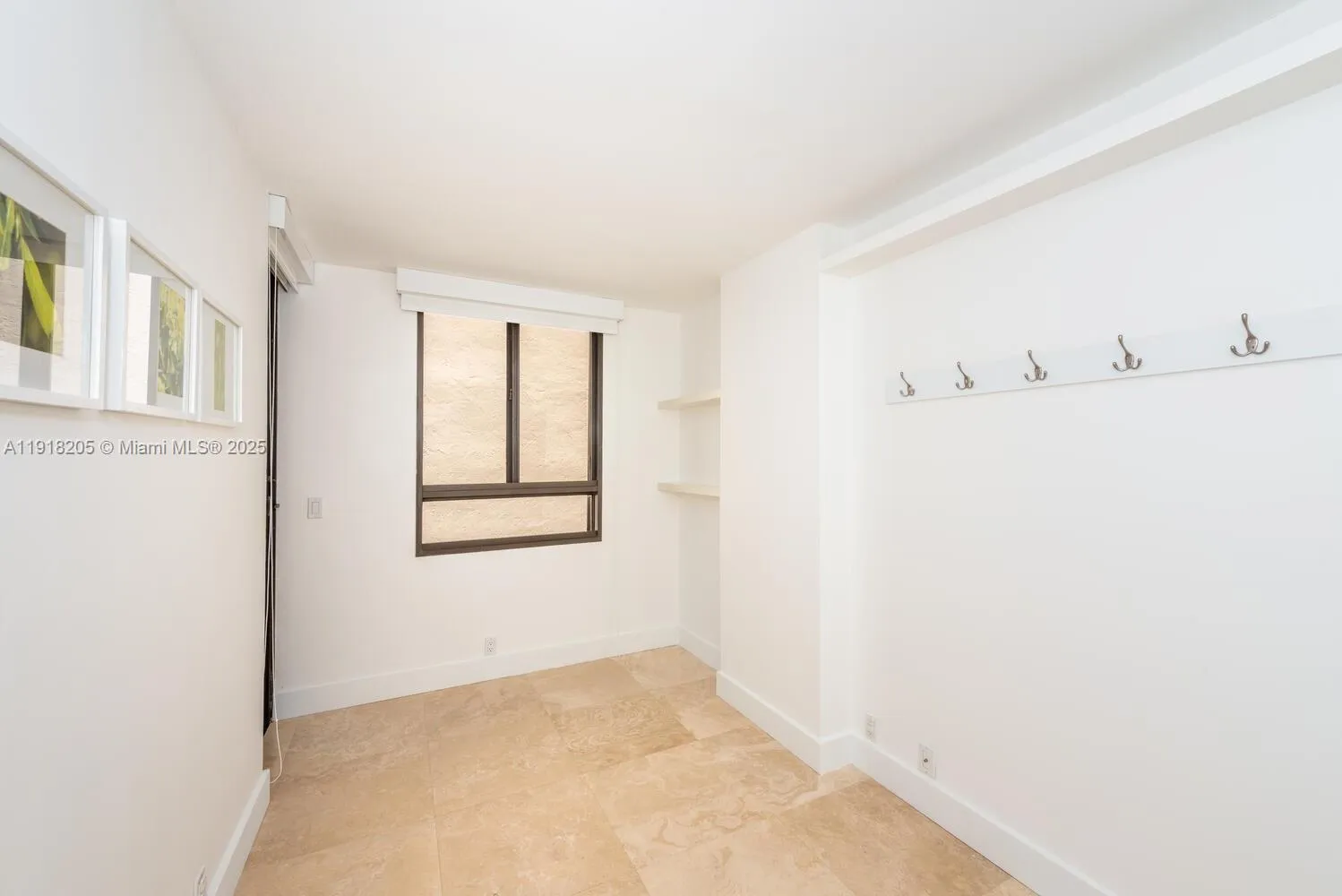 Key Biscayne, Florida 33149, United States, 2 Bedrooms Bedrooms, ,2 BathroomsBathrooms,Residential,Active,247690