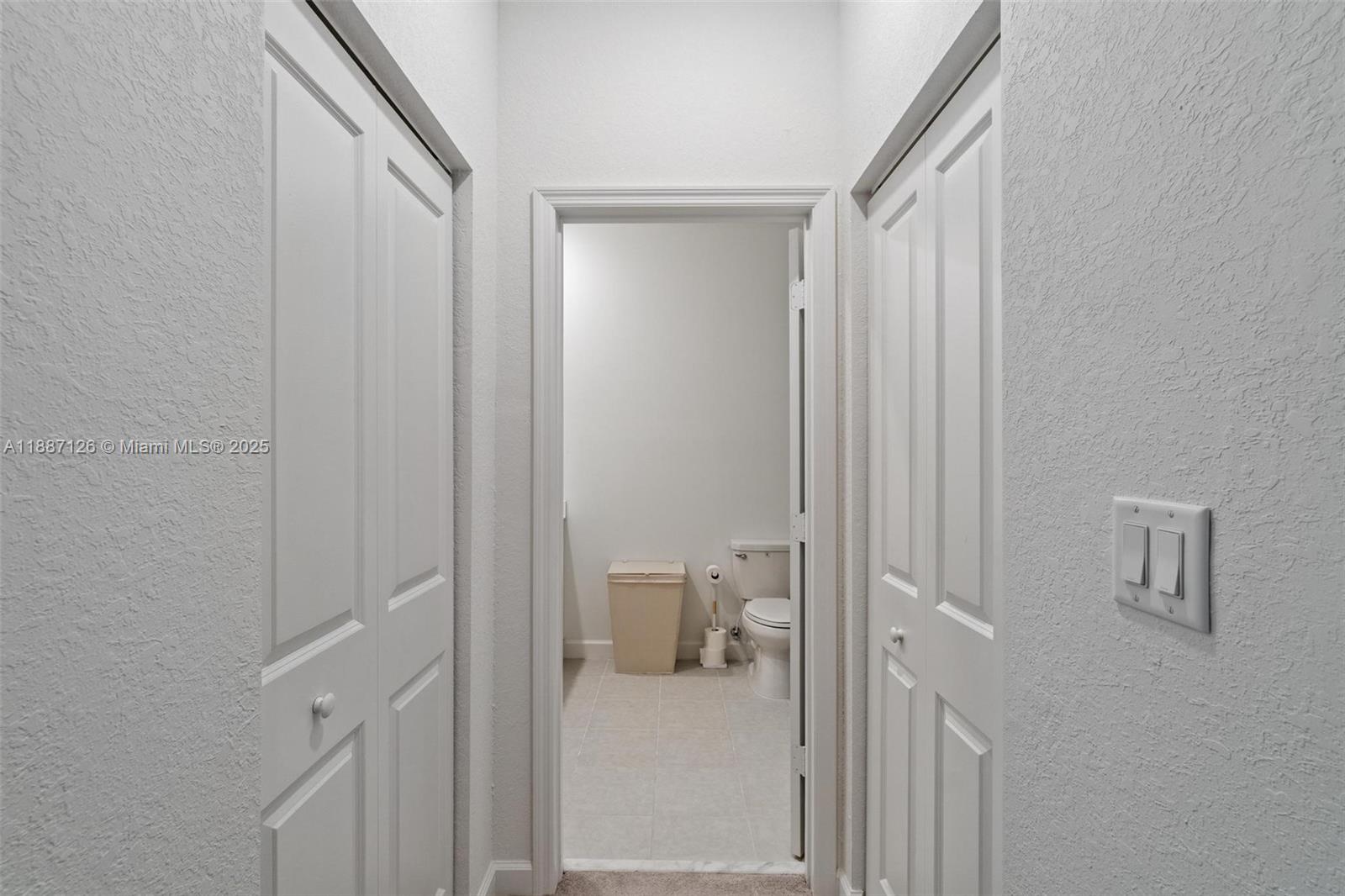 VISTA LAGO - Residential