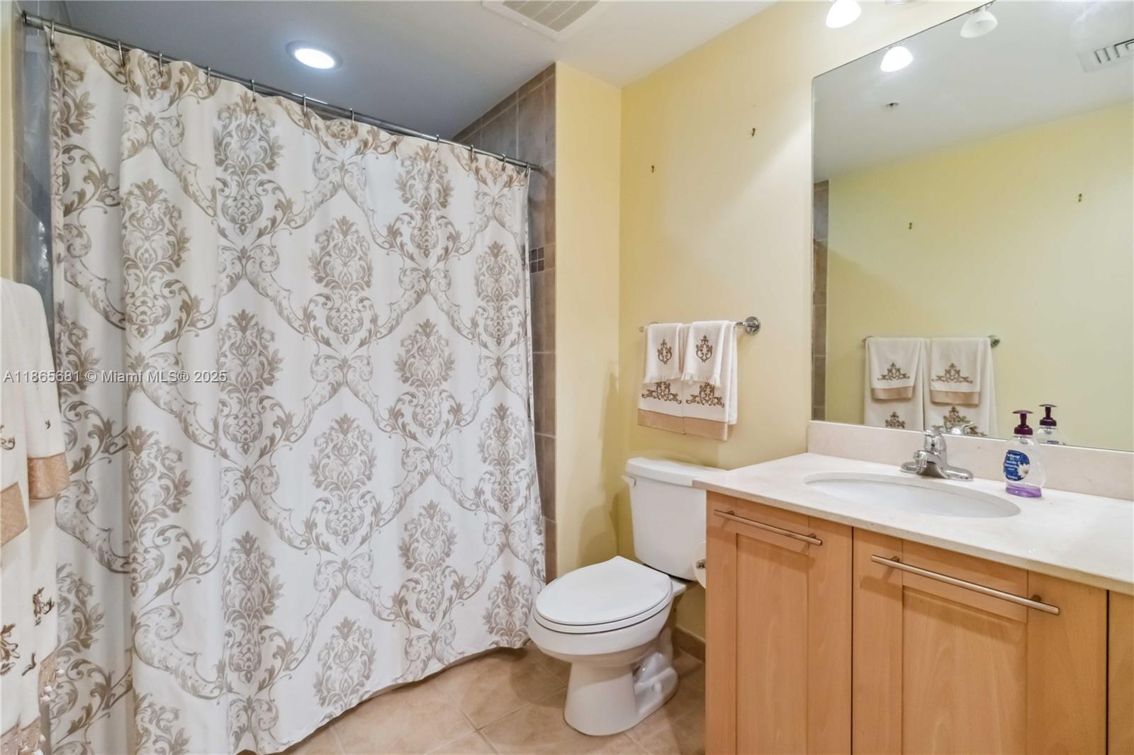 NURIVER LANDING CONDO - Residential