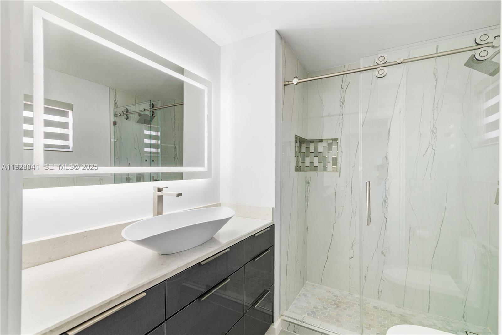 EL PRADO XIV CONDO - Residential Lease