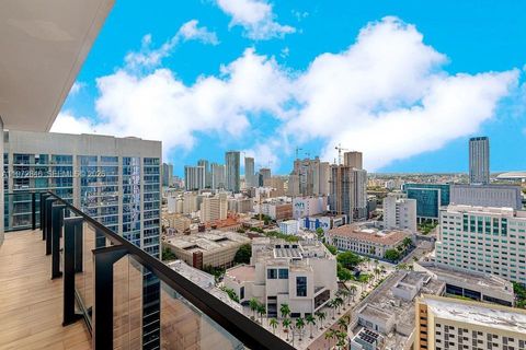 398 NE 5th St 2418 Miami FL 33132