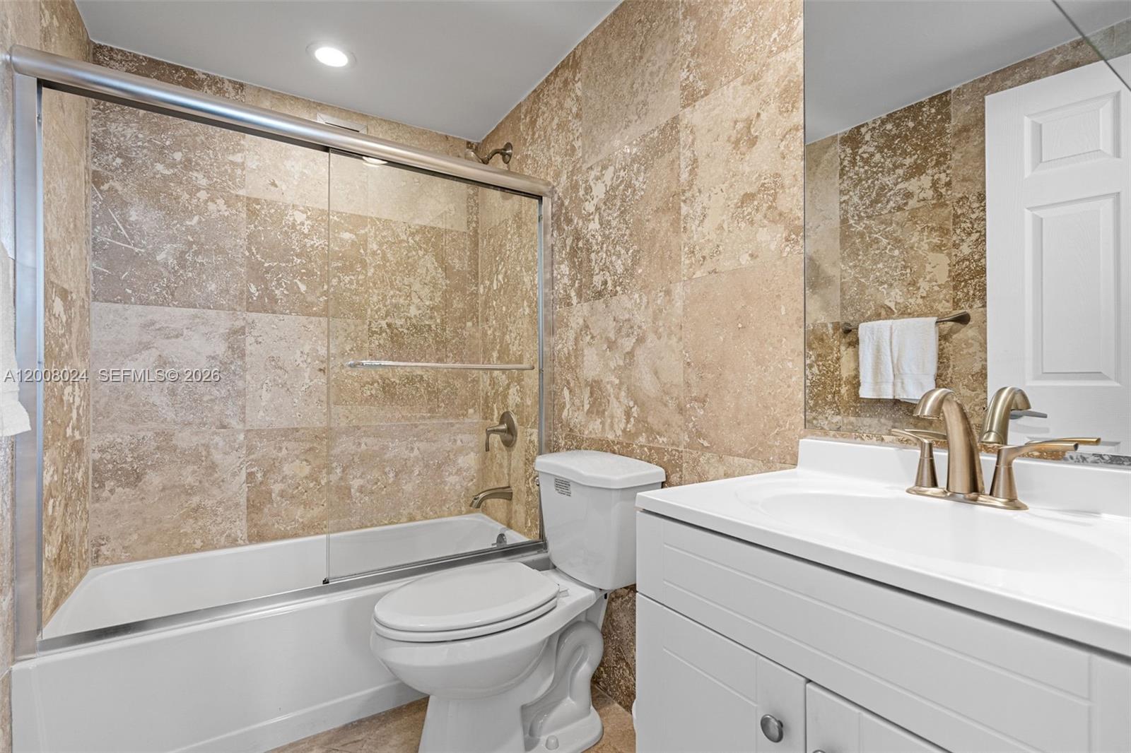 FOUR AMBASSADORS CONDO PH - Residential