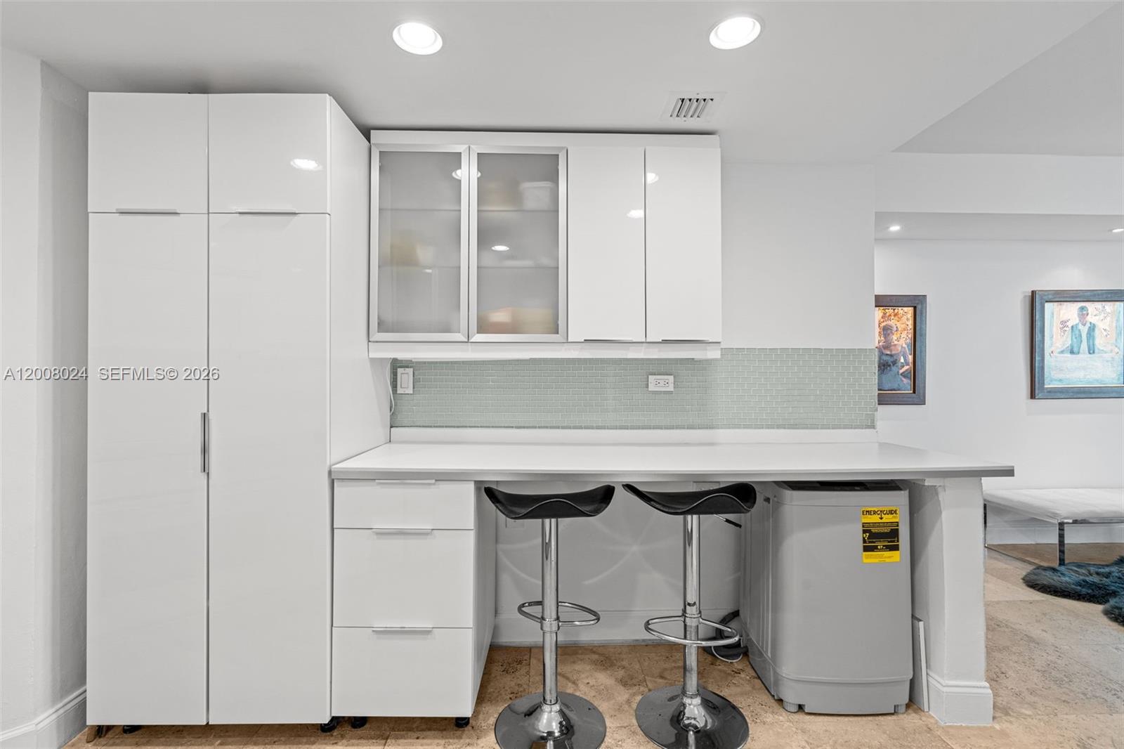 FOUR AMBASSADORS CONDO PH - Residential