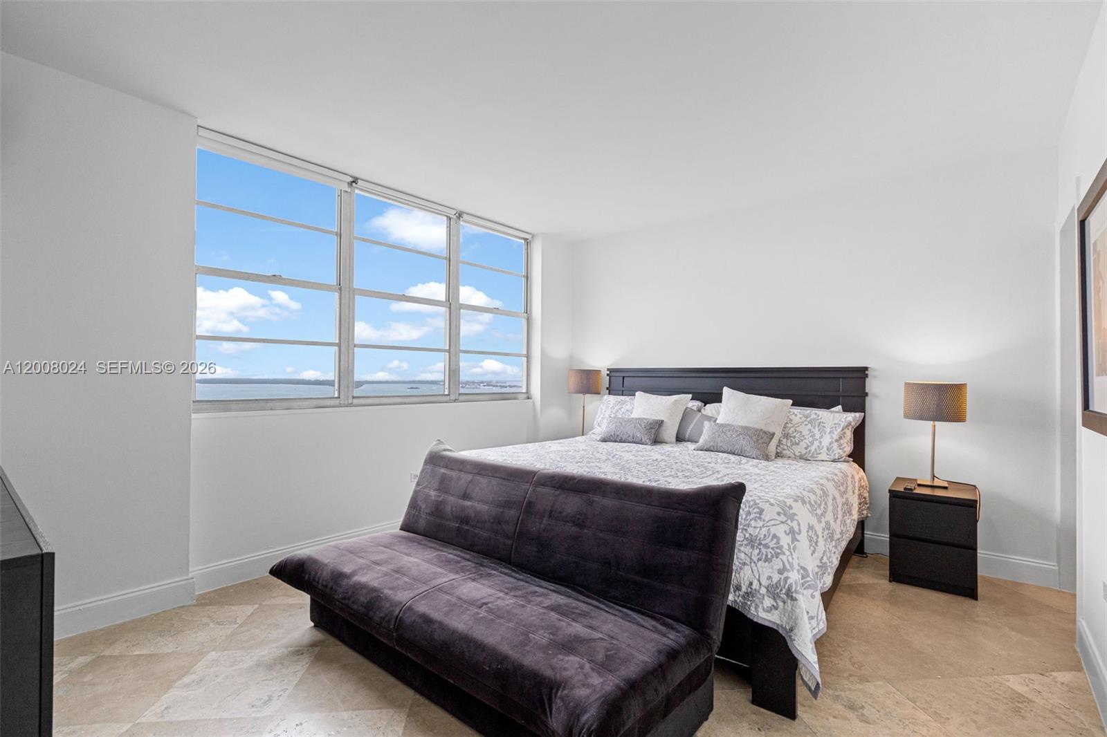 FOUR AMBASSADORS CONDO PH - Residential