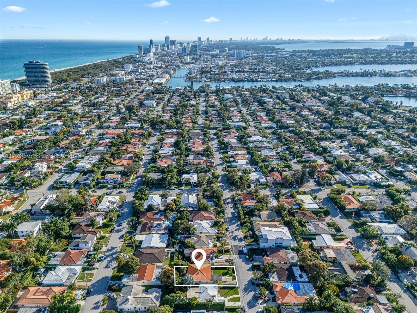 ALTOS DEL MAR NO 4 - Residential