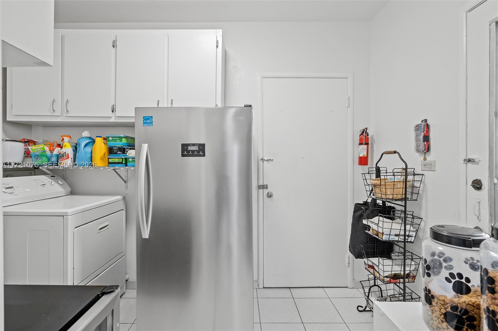 ALTOS DEL MAR NO 4 - Residential