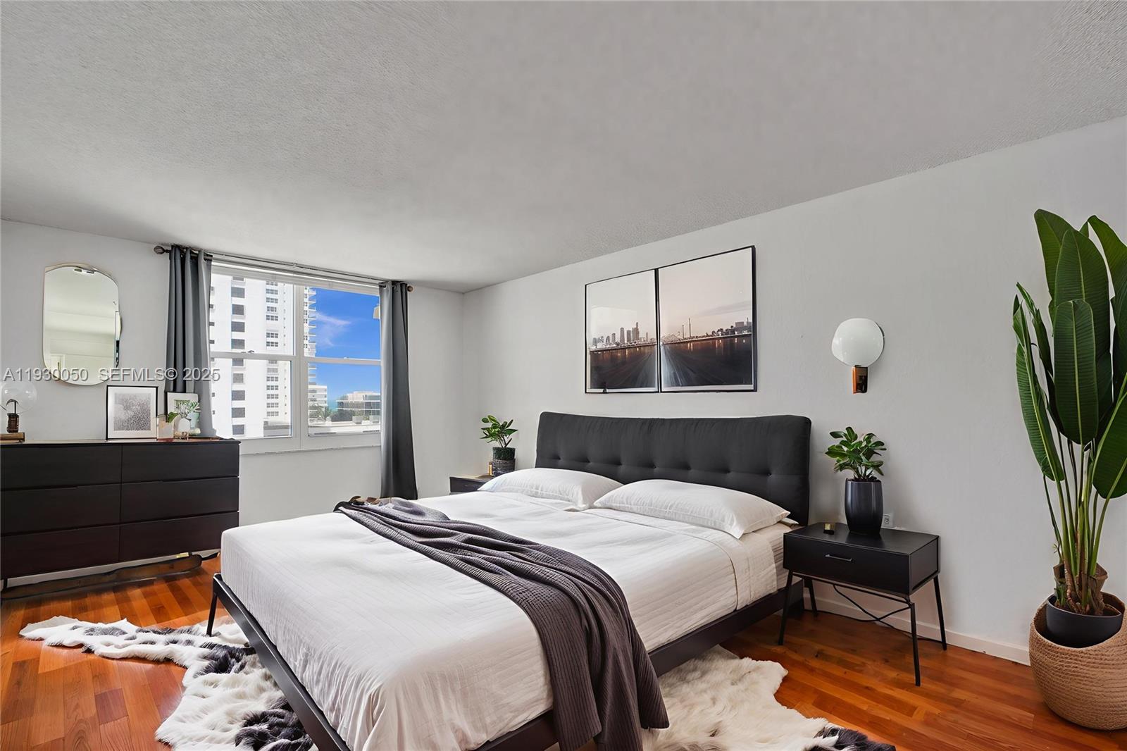 WAVE CONDO - Residential