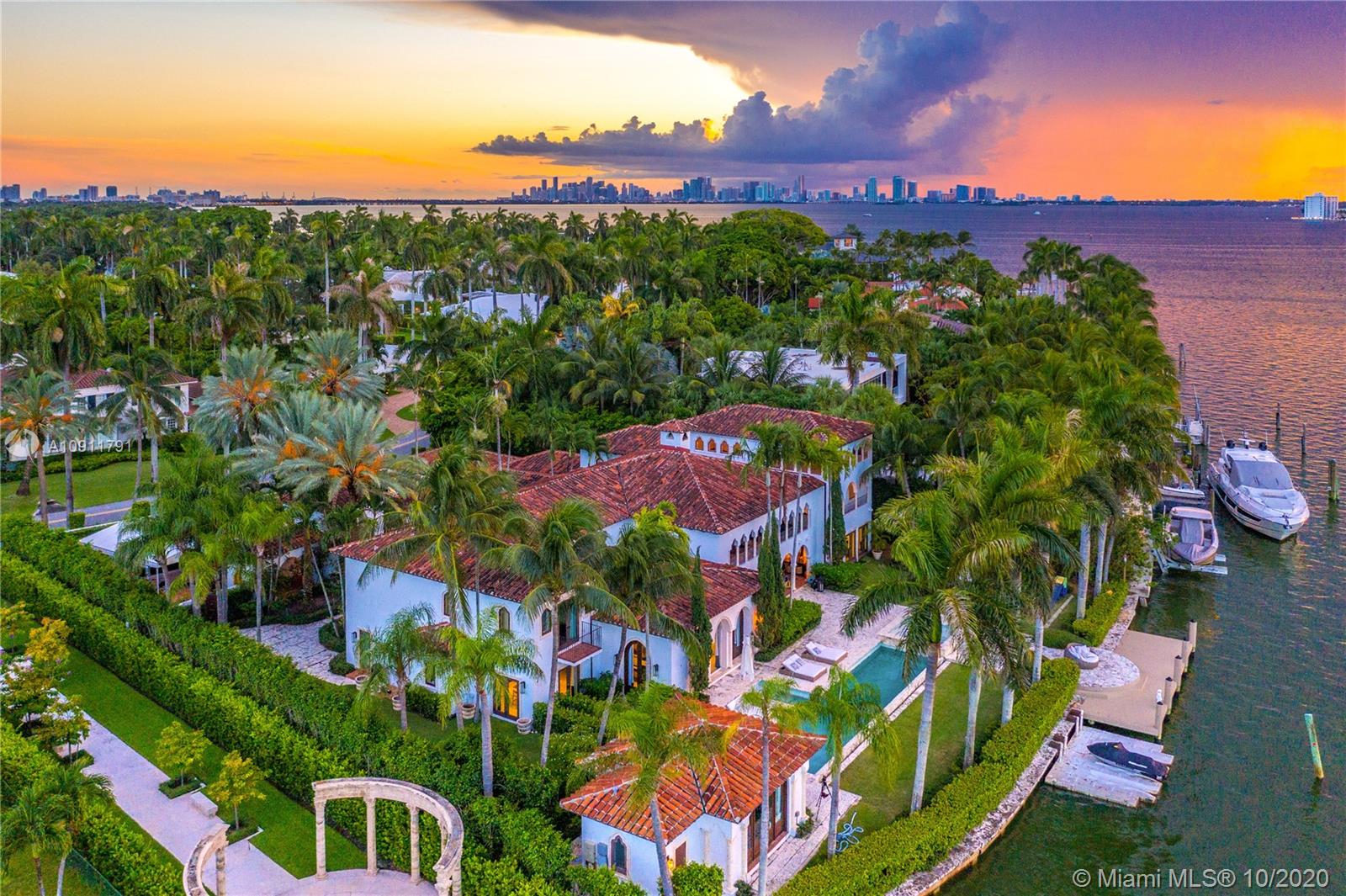 SUB OF LAGORCE ISLAND - Residential