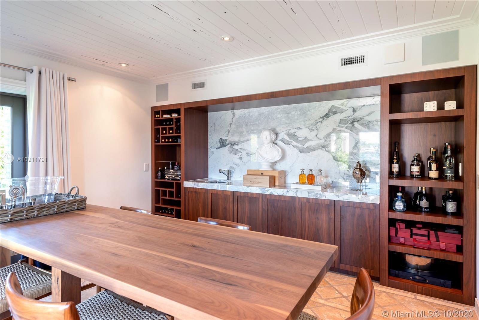 SUB OF LAGORCE ISLAND - Residential