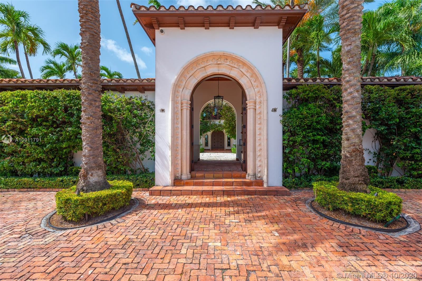 SUB OF LAGORCE ISLAND - Residential