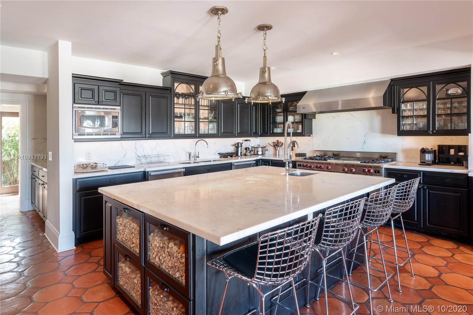 SUB OF LAGORCE ISLAND - Residential