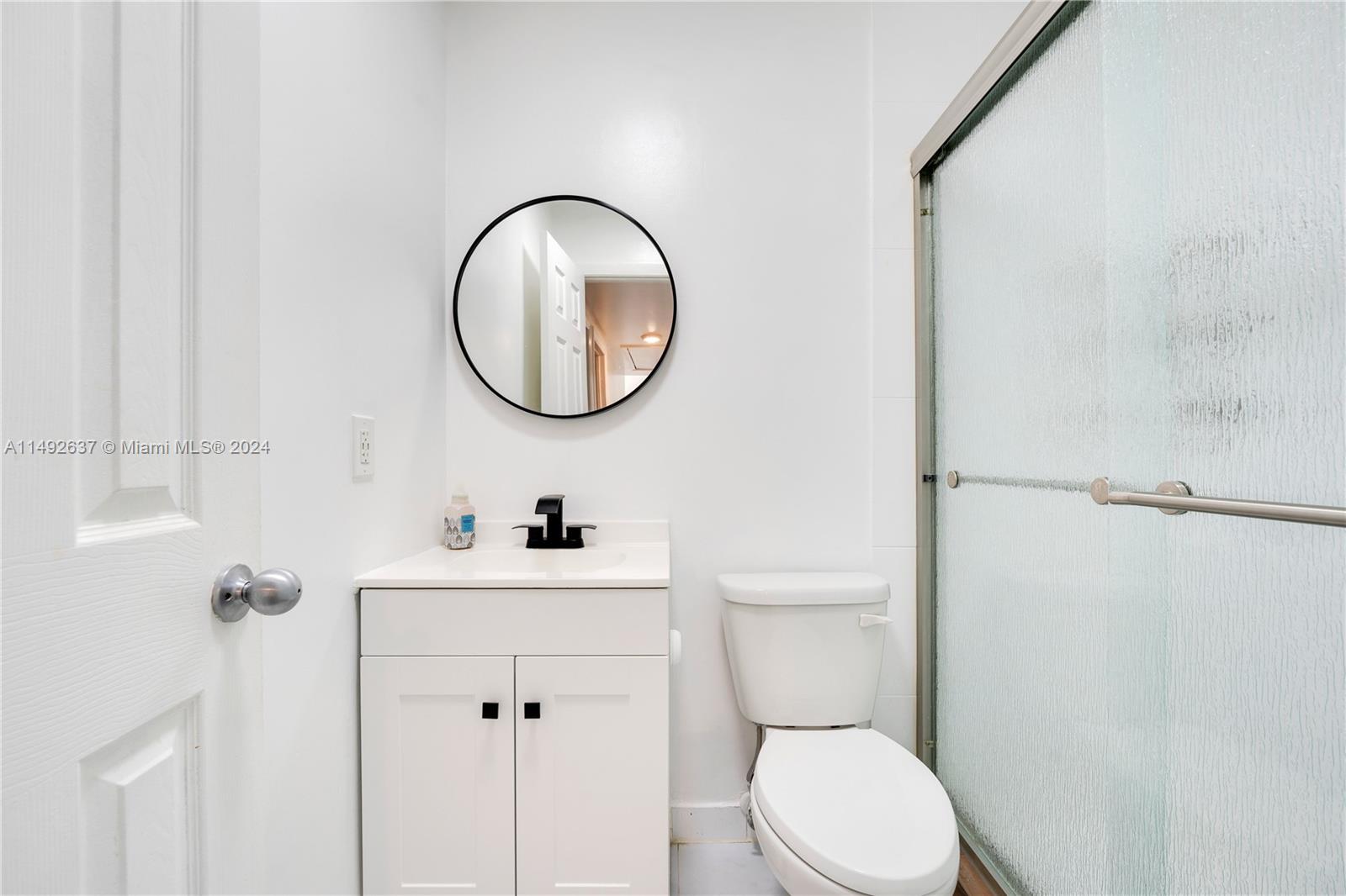 COUNTRY LAKE MANORS TOWNH - Residential Lease