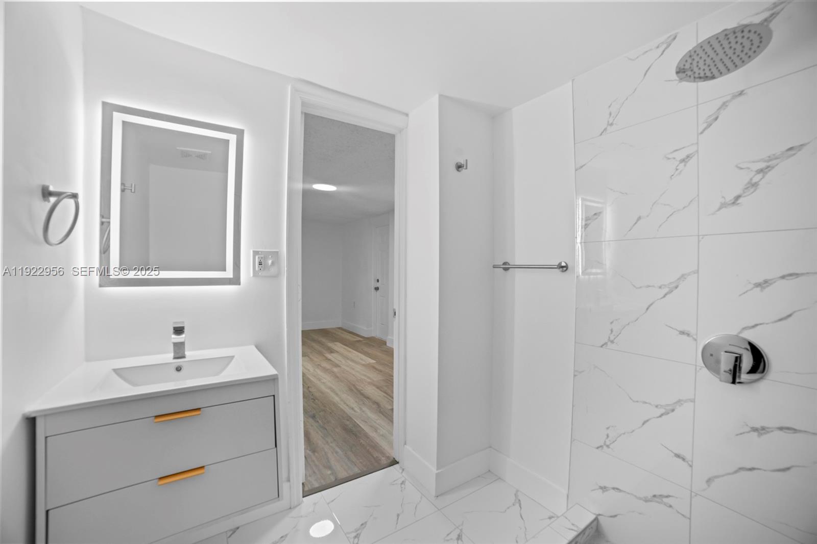 LAUDERDALE MANORS AMD PLA - Residential