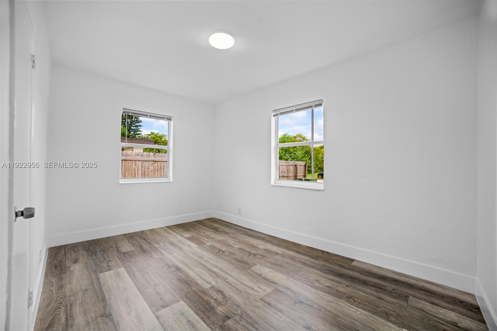 LAUDERDALE MANORS AMD PLA - Residential