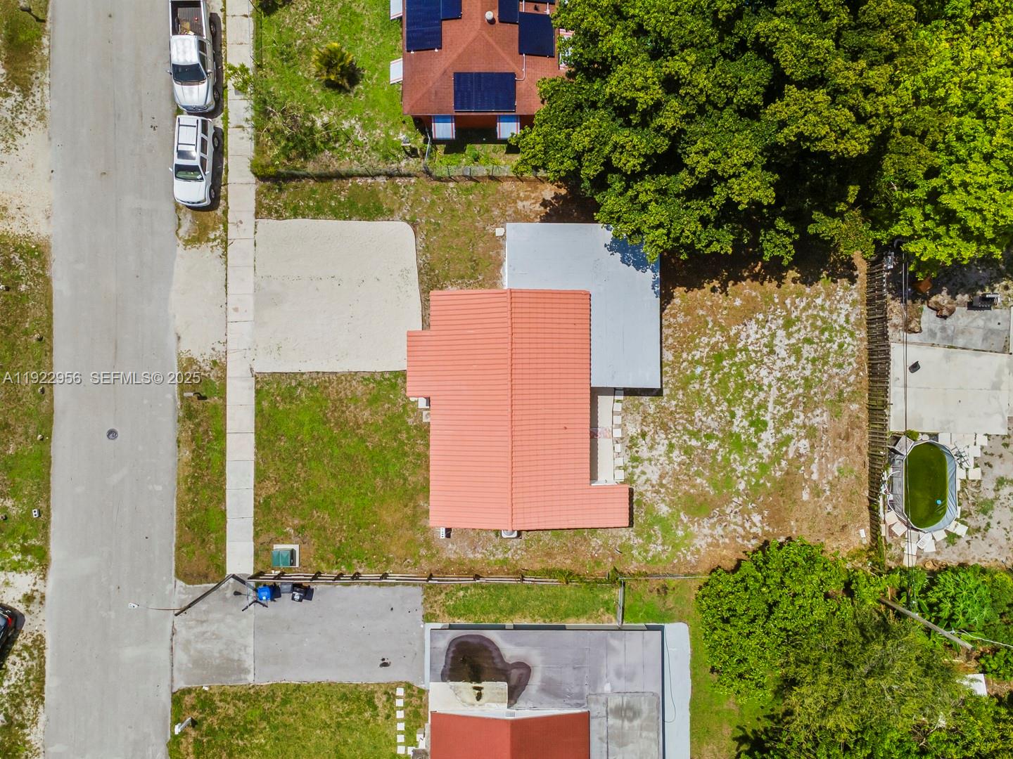 LAUDERDALE MANORS AMD PLA - Residential