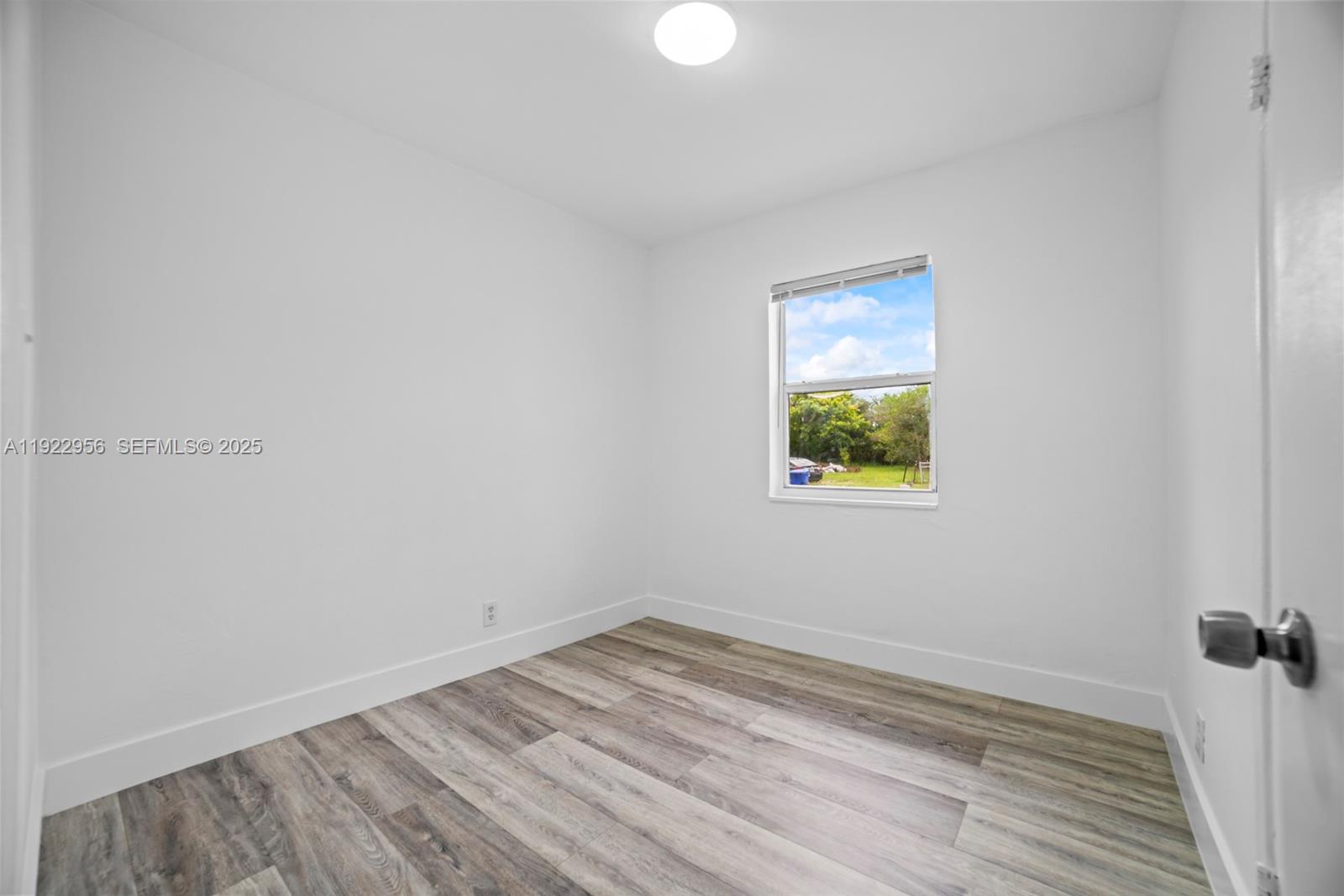 LAUDERDALE MANORS AMD PLA - Residential