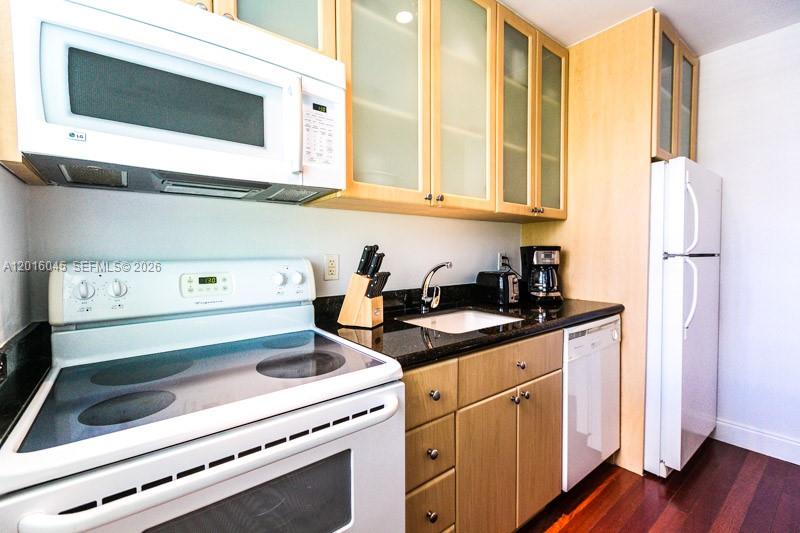 420 15th St 106