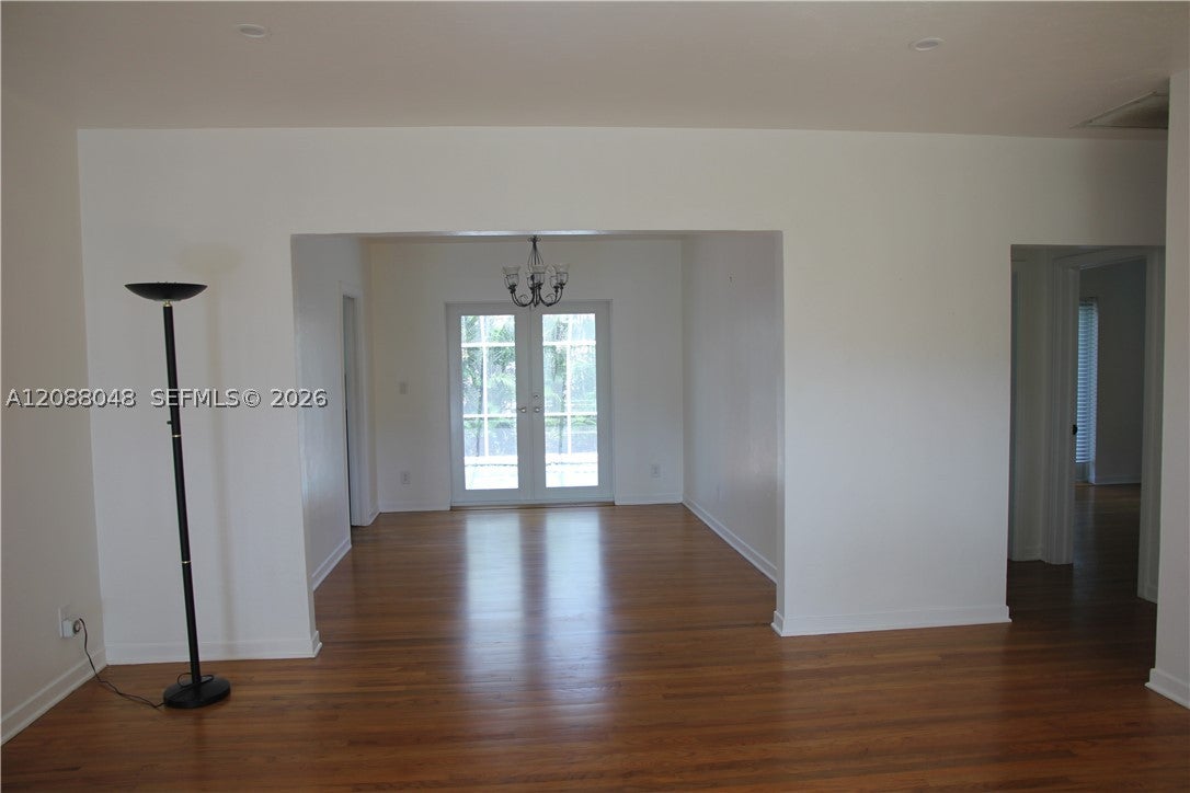 335 Candia Ave, Coral Gables, FL, 33134 2 335 Candia Ave