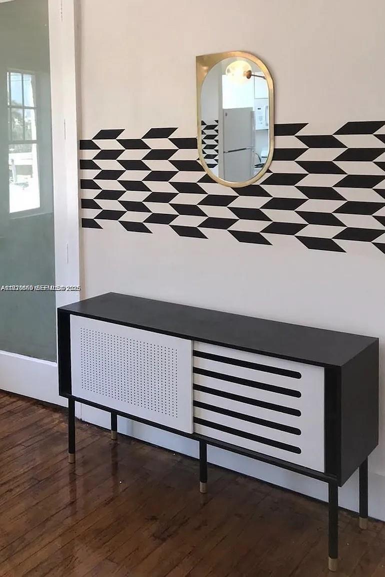 1611 Michigan Ave 21