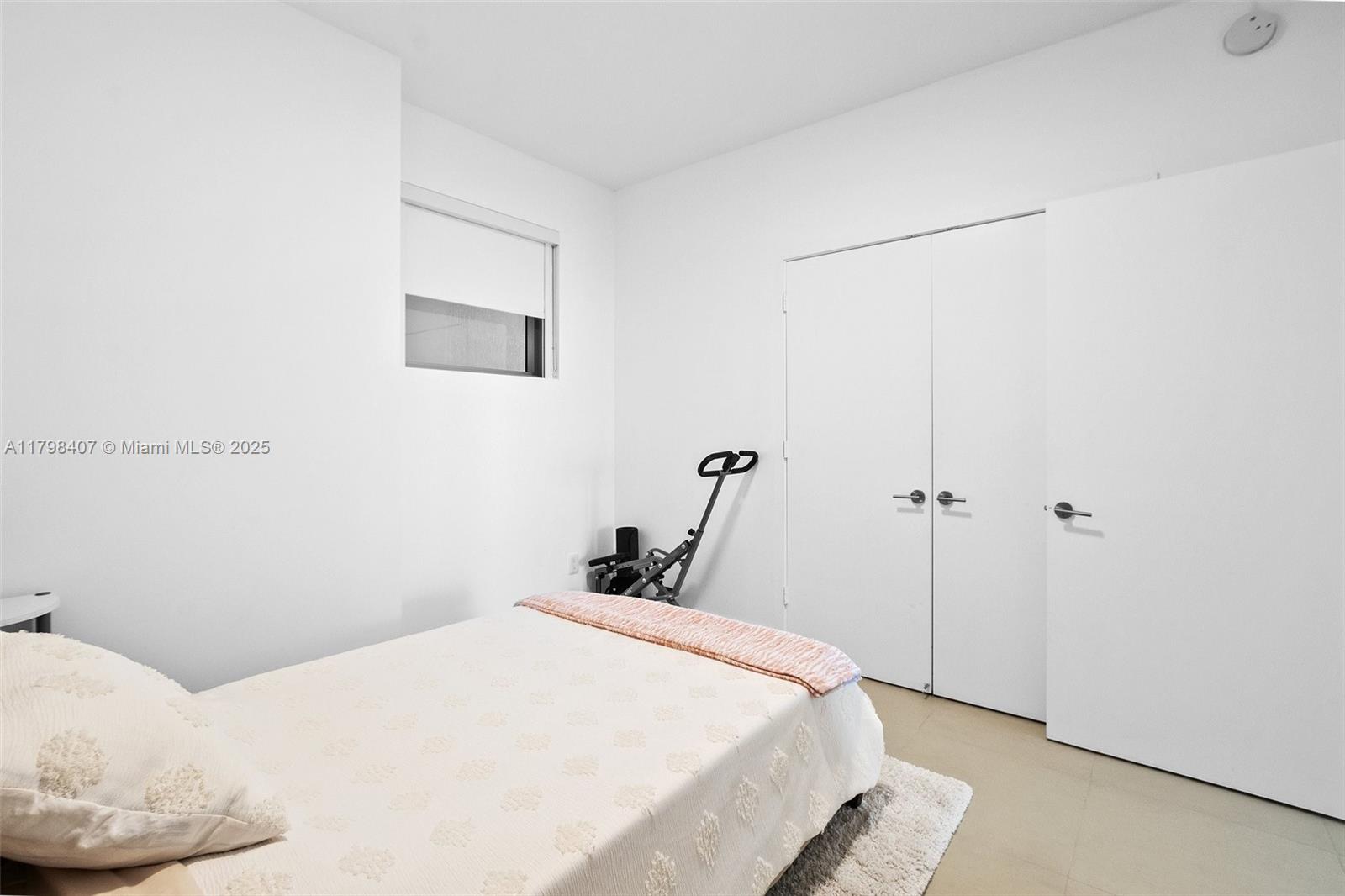 BISCAYNE BEACH CONDO - Residential