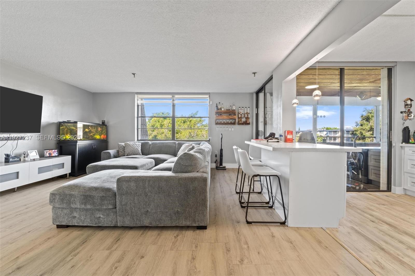 COCO WOOD CONDO - Residential